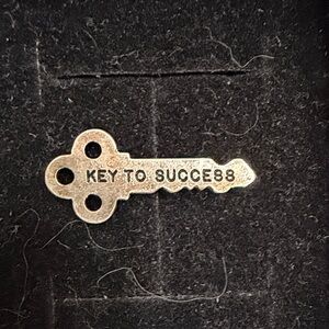 Key to success sterling silver 1940s to 1960s 925 charm wells design vintage